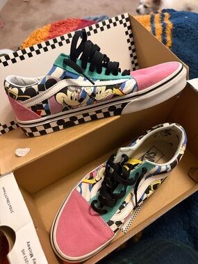 Vans Mickey Mouse Low-Top Sneakers - Pink, Teal, Black